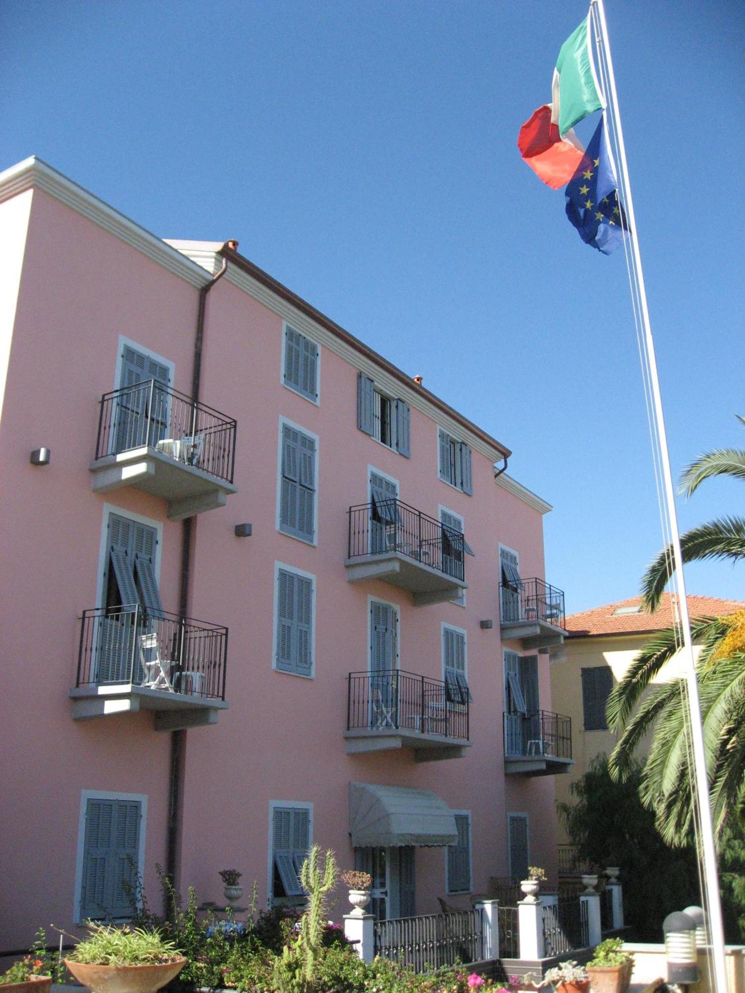 Villa Sacra Famiglia Casa Per Ferie Arma di Taggia Exteriér fotografie